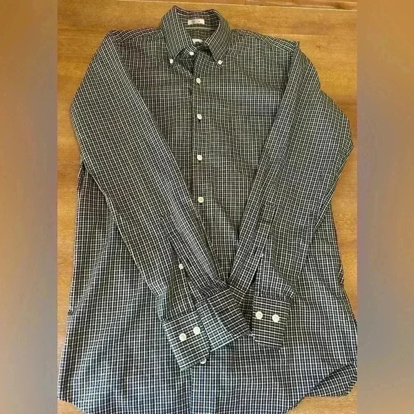 Peter Millar button down - Picture 1 of 6